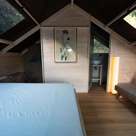 Vesuvian Glamping * Ercolano